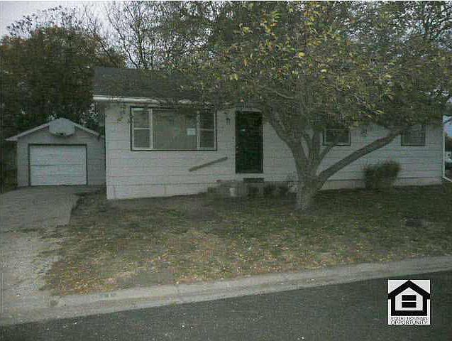 1st image of 211 N Pine St #Hud181169475