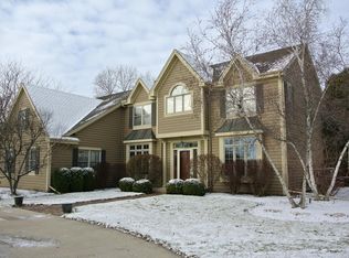 815 Auburn Dr, Brookfield, WI 53045