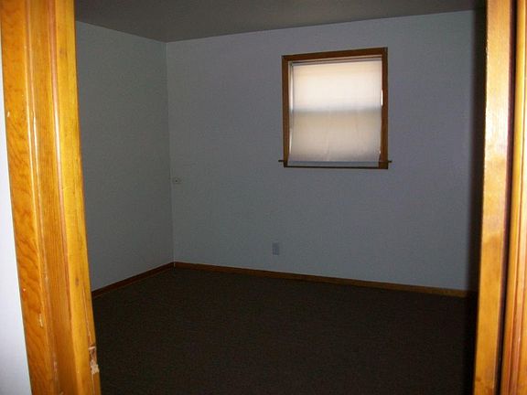 2nd image of 278 Luella Ave #2