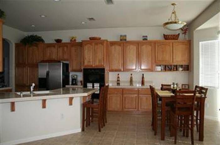 2nd image of 1916 Bosbury Way