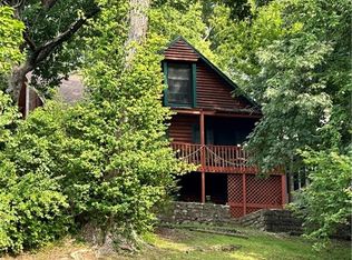 404 Lake Of The Forest Dr, Bonner Springs, KS 66012