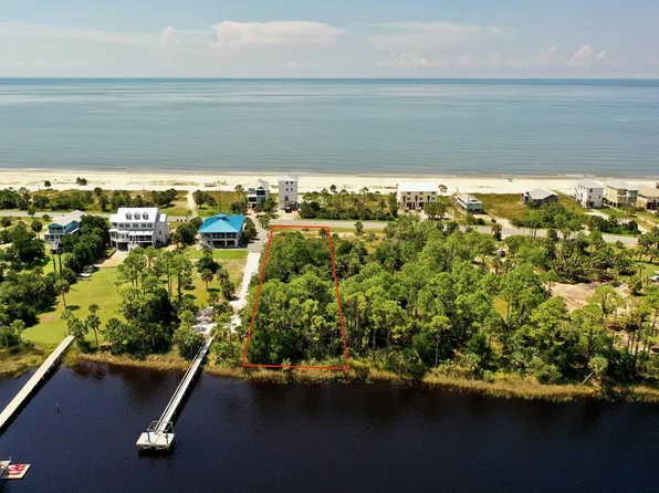 23 Indian Pass Rd, Pt Saint Joe, FL 32456