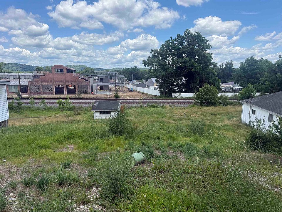 2nd image of 2788 James River Rd