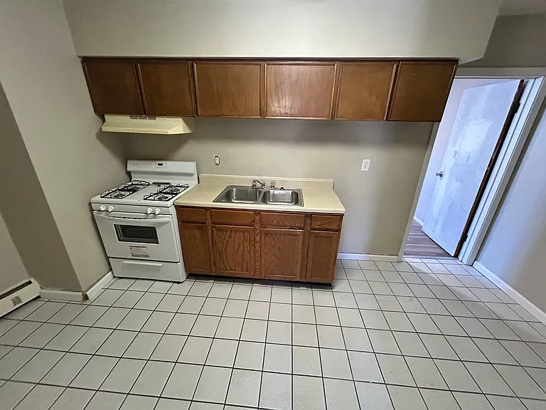 500 Hays Ave #2 — Photo 9