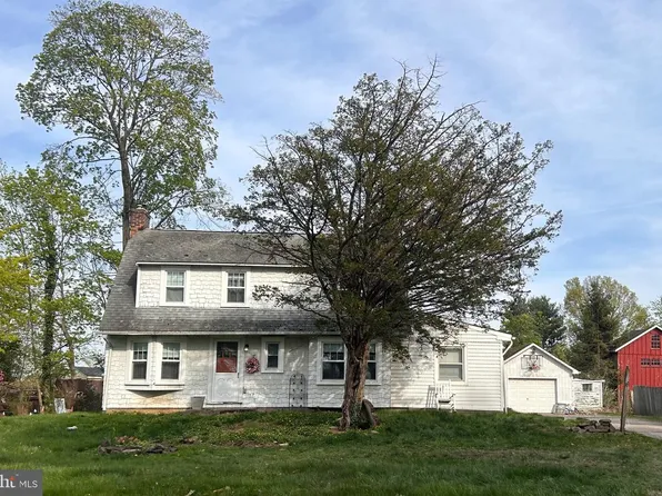 2415 2nd Street Pike, Newtown, PA 18940