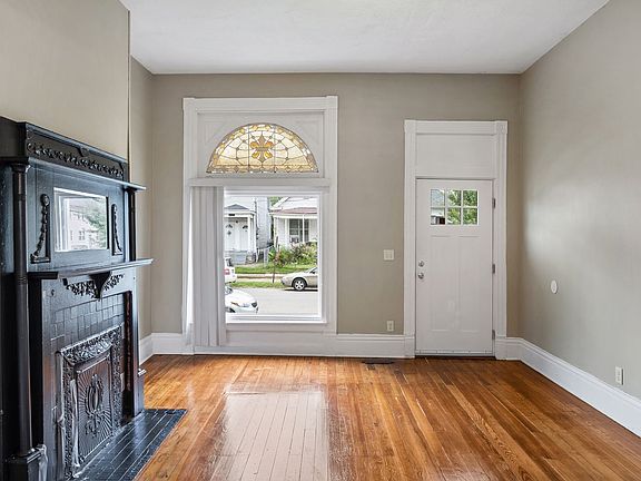 4th image of 638 E Ormsby Ave