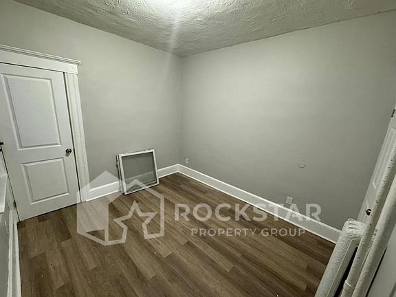 4th image of 191 Seymour Ave Floor 1