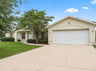 137 Heathrow Dr, Daytona Beach, FL 32117