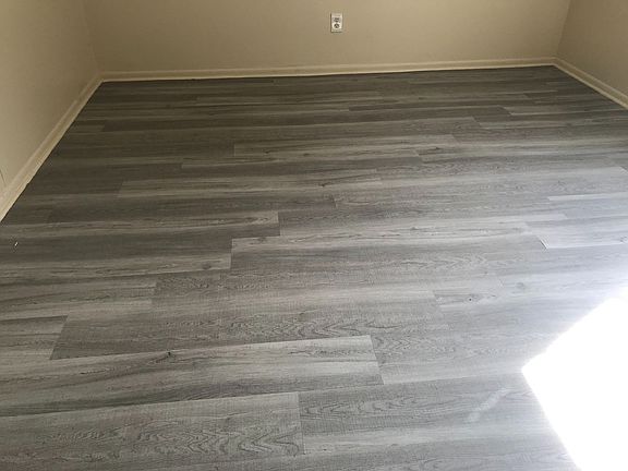 4th image of 1785 6th Ave #1