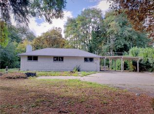 9513 37th Ave S, Seattle, WA 98118