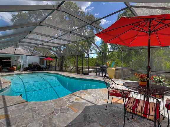 2nd image of 3936 Zurich Ct