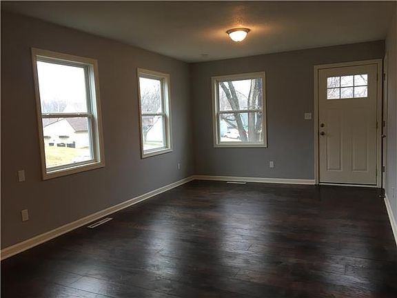 5th image of 2506 S 48th St