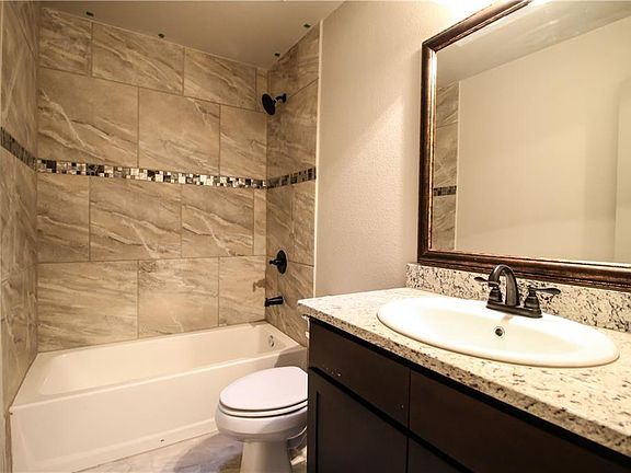 4th image of 3117 Red Orchard Dr