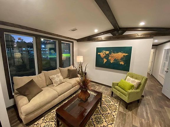 4th image of 3007 Edward Dr