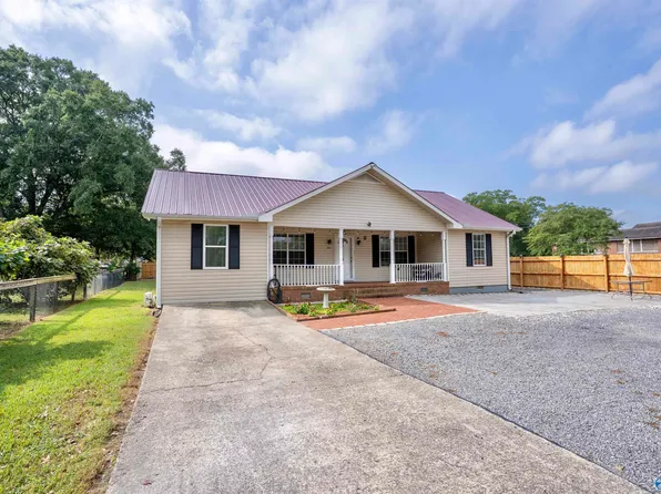 501 Royal Ave #1, Boaz, AL 35957