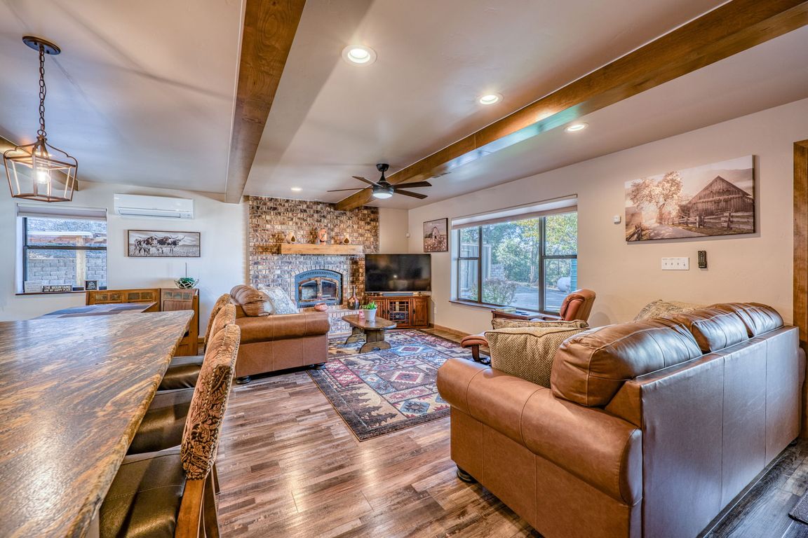 next background image