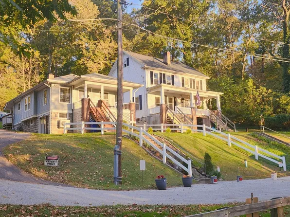 12280 Rail View Ct, Glen Rock, PA 17327