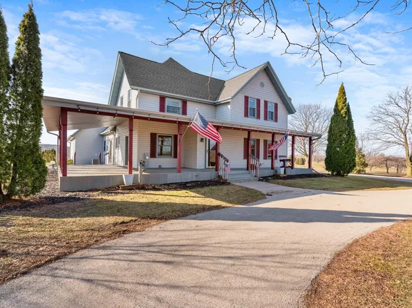 1107 State Highway 33, West Bend, WI 53095