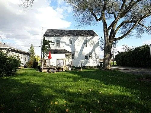 5 bed, 1708 sqft, $1,600 — Photo 2