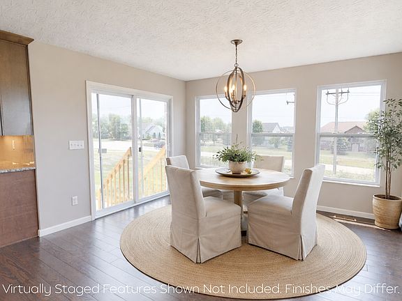 Bright and Sunny Breakfast Room