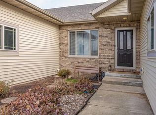 716 N Jackson Ave, Jefferson, WI 53549