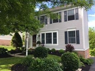 1st image of 982 Bideford Dr