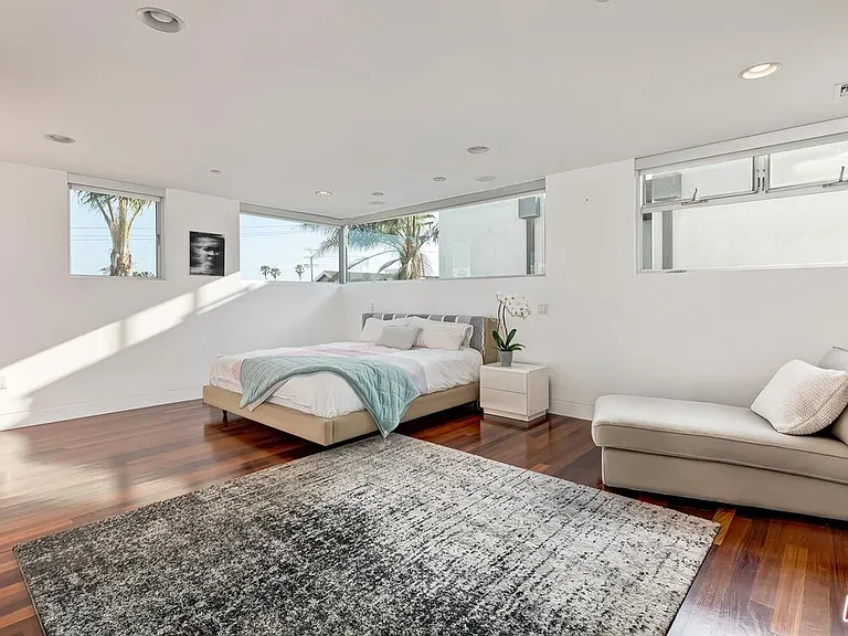 111 Eastwind St — Photo 31