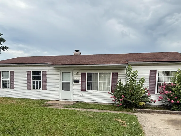 713 Saint Martin Dr — Photo 1