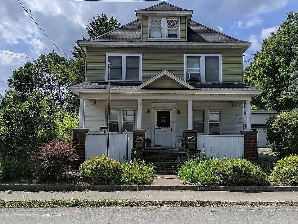 1st image of 5 Maple Ave