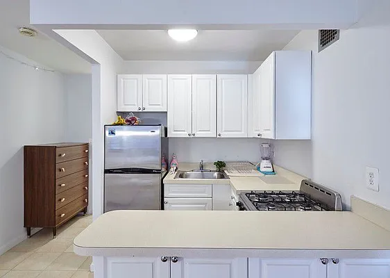 Rented by Bold New York | media 7