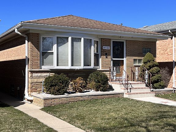 2nd image of 4522 N Oak Park Ave