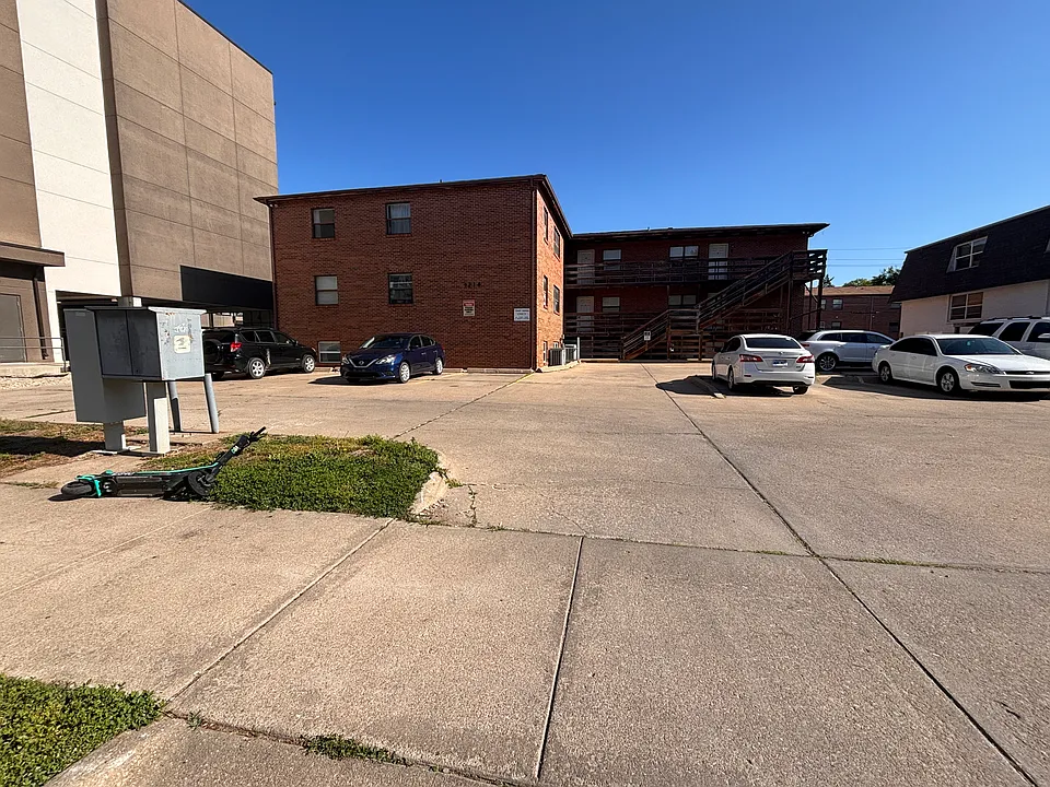 1214 Vattier St #6