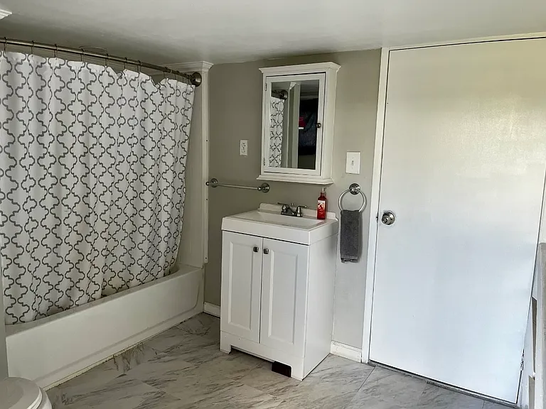 2133 Kinoole St — Photo 3