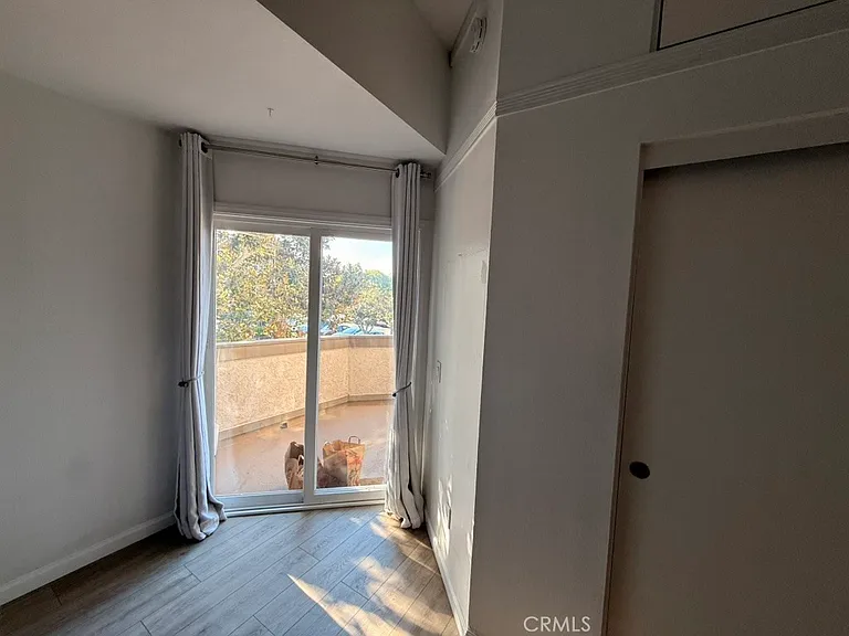 28121 Mariposa — Photo 19