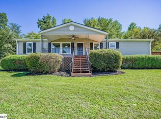 204 N Jamestowne Dr, Easley, SC 29640