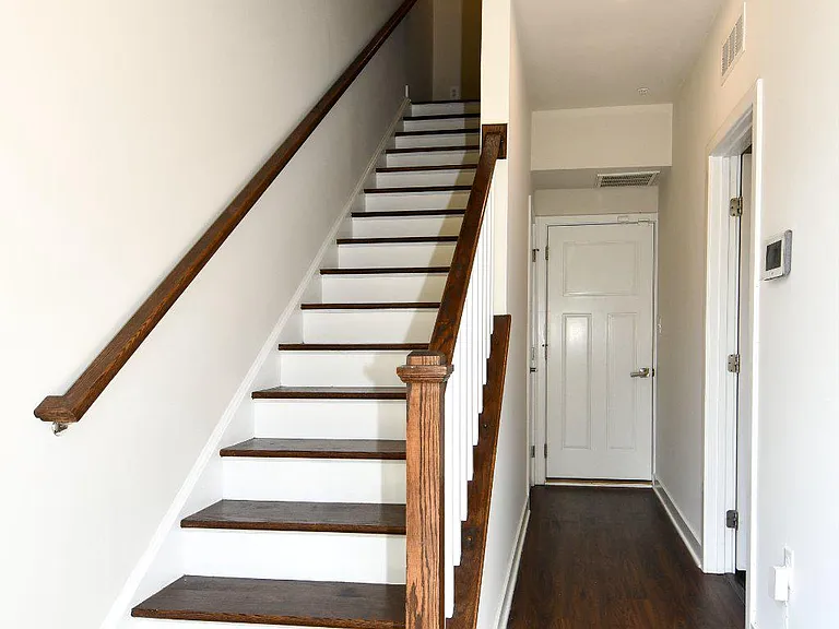 4917 Crest View Dr — Photo 35