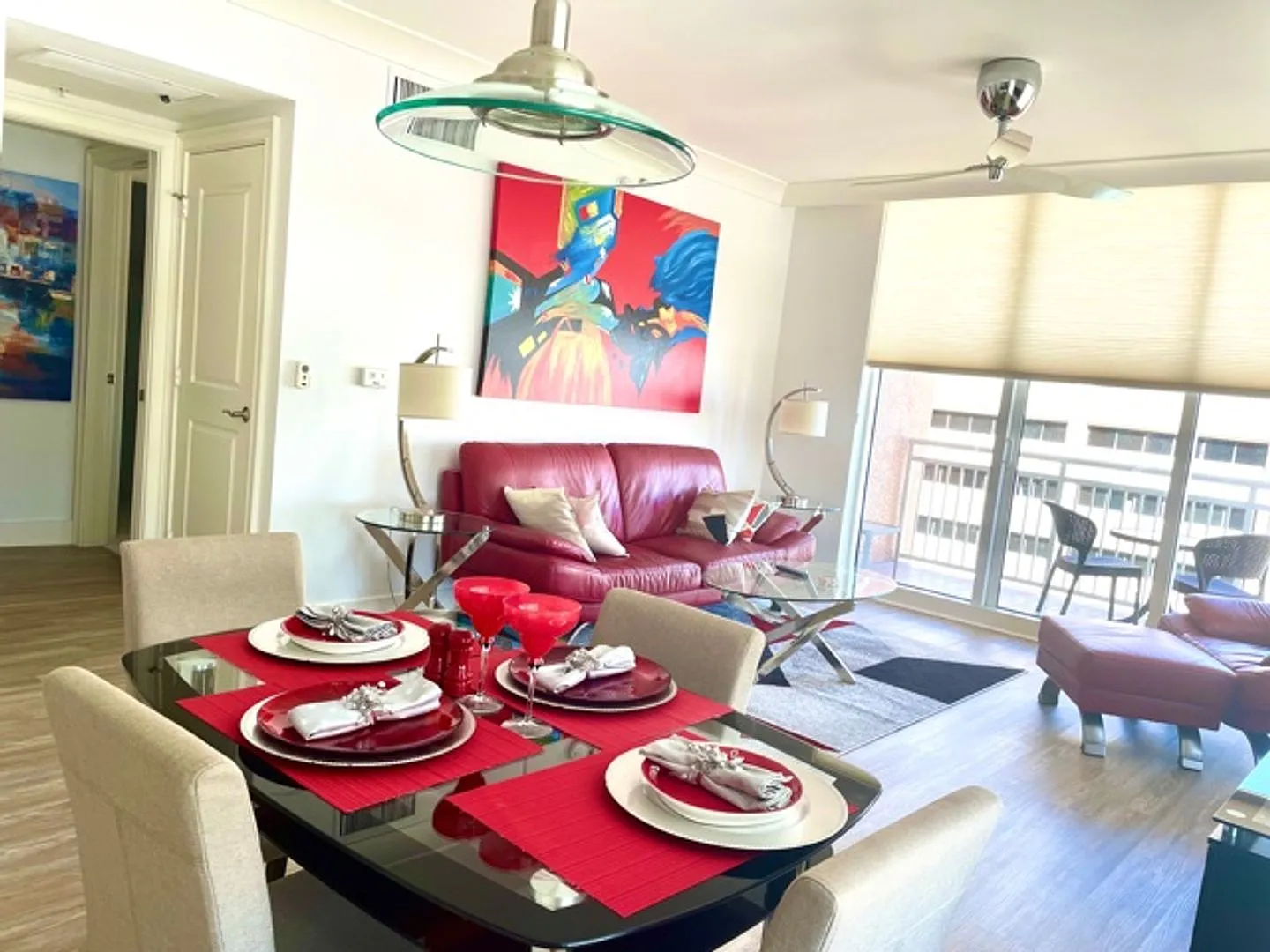 2027 Winter Rental! - 1350 Main Condo! Sarasota!/ Minutes From Beaches! — Photo 4