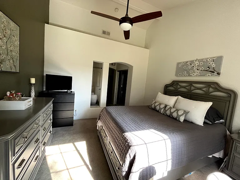1888 Matin Cir — Photo 48