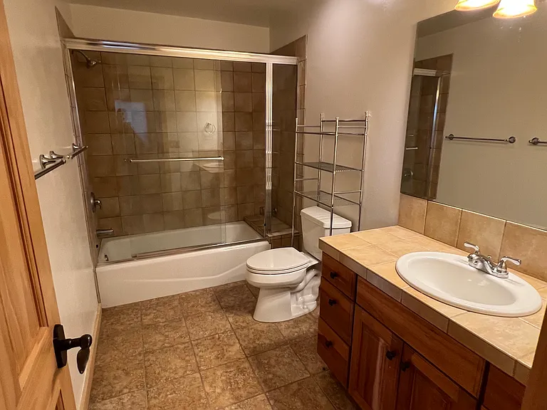 118 River Oaks Ct — Photo 21