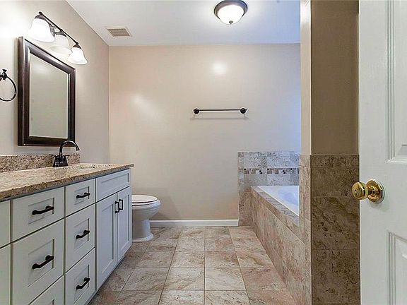 4th image of 2538 Zachary Woods Dr NW