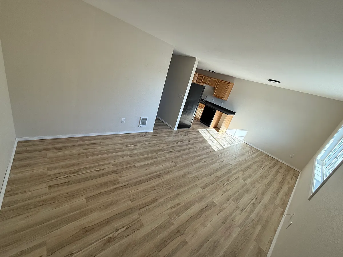Building Photo - 351 40th St #4