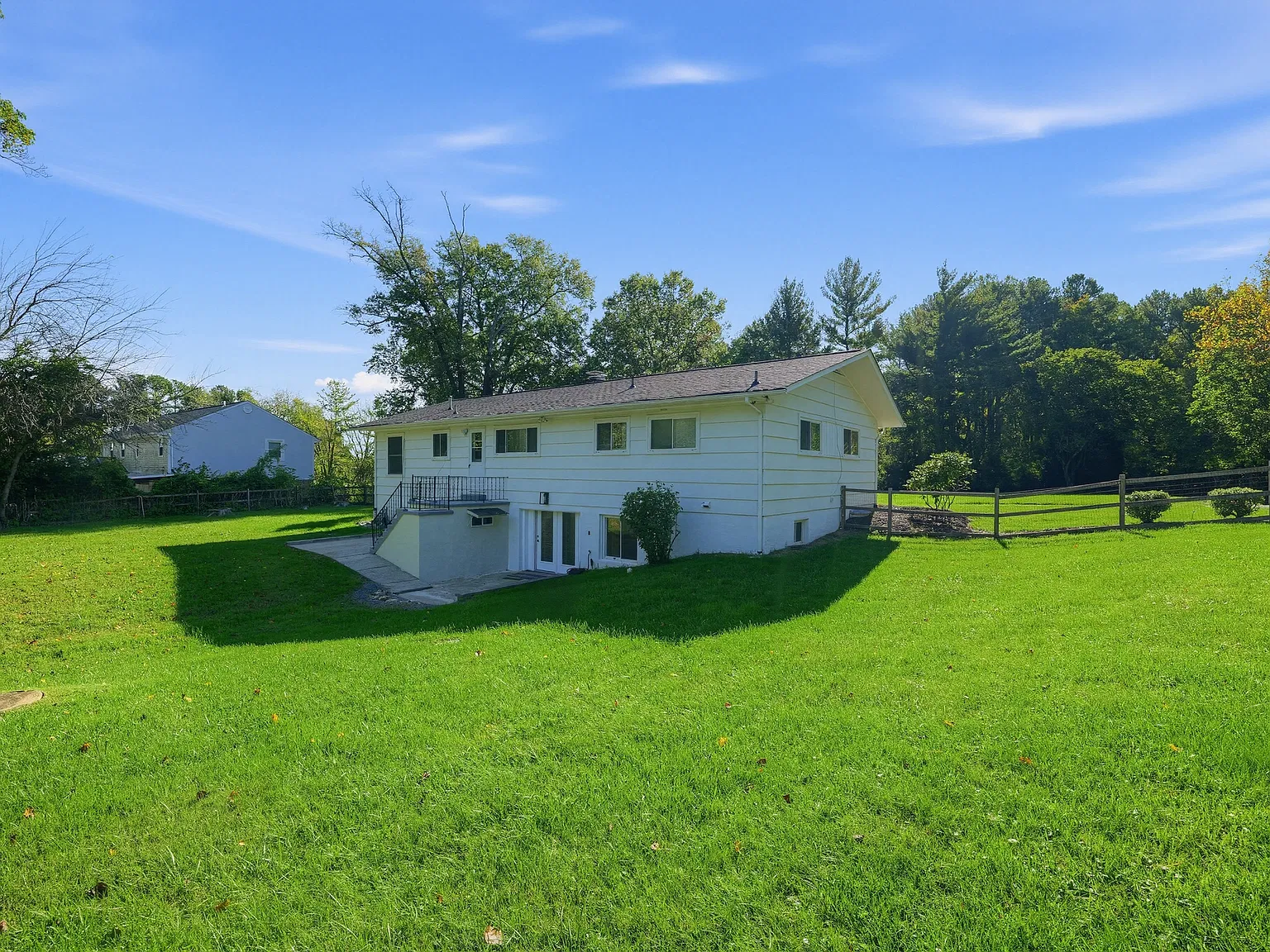 4 bed, 1568 sqft, $3,000 — Photo 4