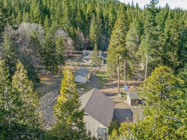 5022 Elderberry Dr, Weed, CA 96094