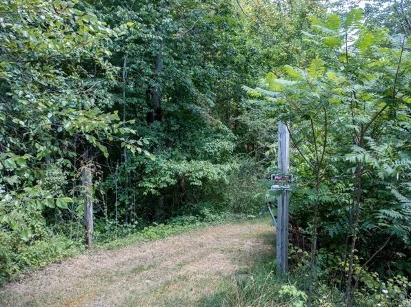 11177 Hendon Rd, Graysville, TN 37338