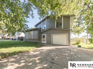 2005 N 189th St, Elkhorn, NE 68022