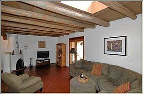 4th image of 818 La Senda Ln NW