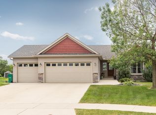 3133 Tamarack Ln SE, Rochester, MN 55904