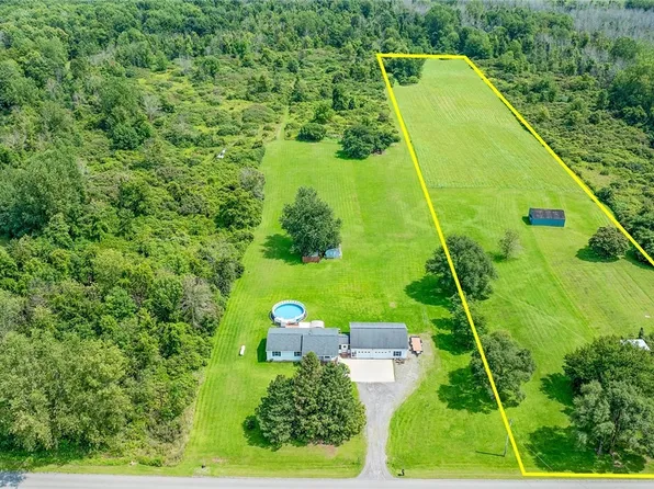 3931 Gaines Basin Rd #32, Albion, NY 14411