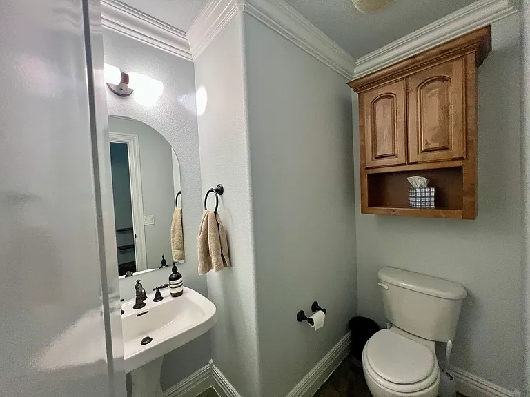 1450 Whippoorwill Ln — Photo 14