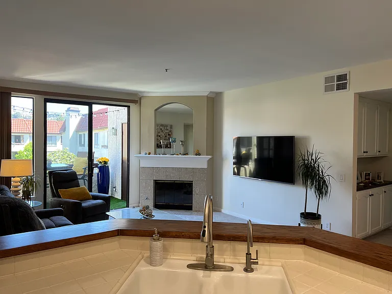 5875 Friars Rd #4405 — Photo 19